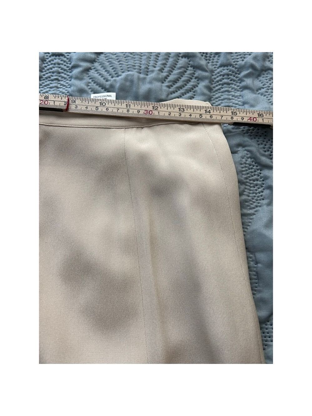 Rimini by Shaw Beige Silk Beaded Jacket & Skirt Set Size 12 - Picture 11 of 13